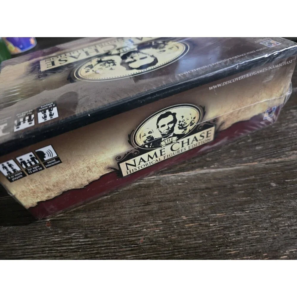 NWT The Name Chase Historical Figures Edition Card Game Discovery Bay Games